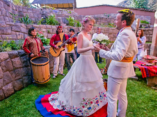 ANDEAN MARRIAGE 1 DAY